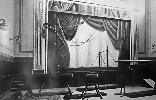 Le théâtre à intérieur du casino de Kolmanskop dans les années 1930