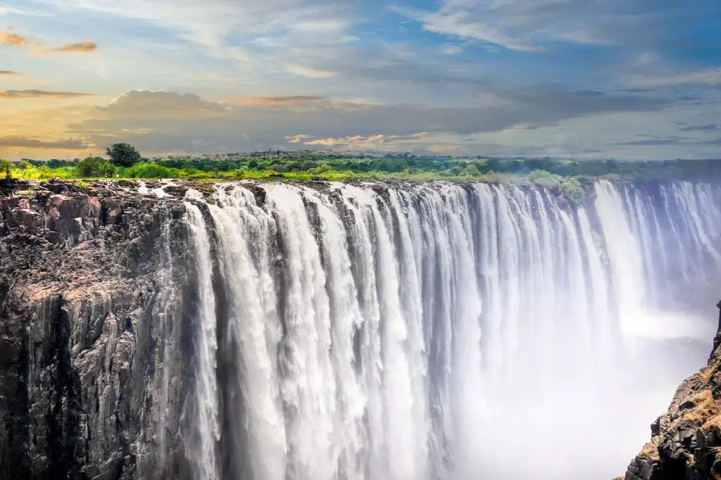 Vue proche sur les magnifiques chutes victoria