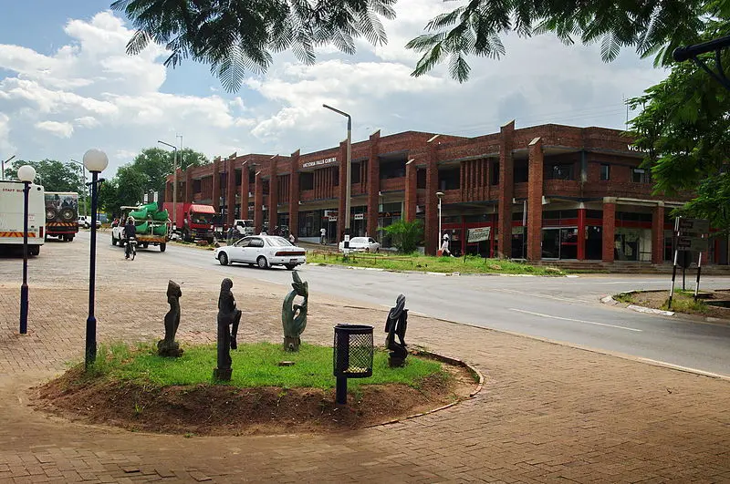  Bâtiment et route du centre ville de la ville de victoria falls