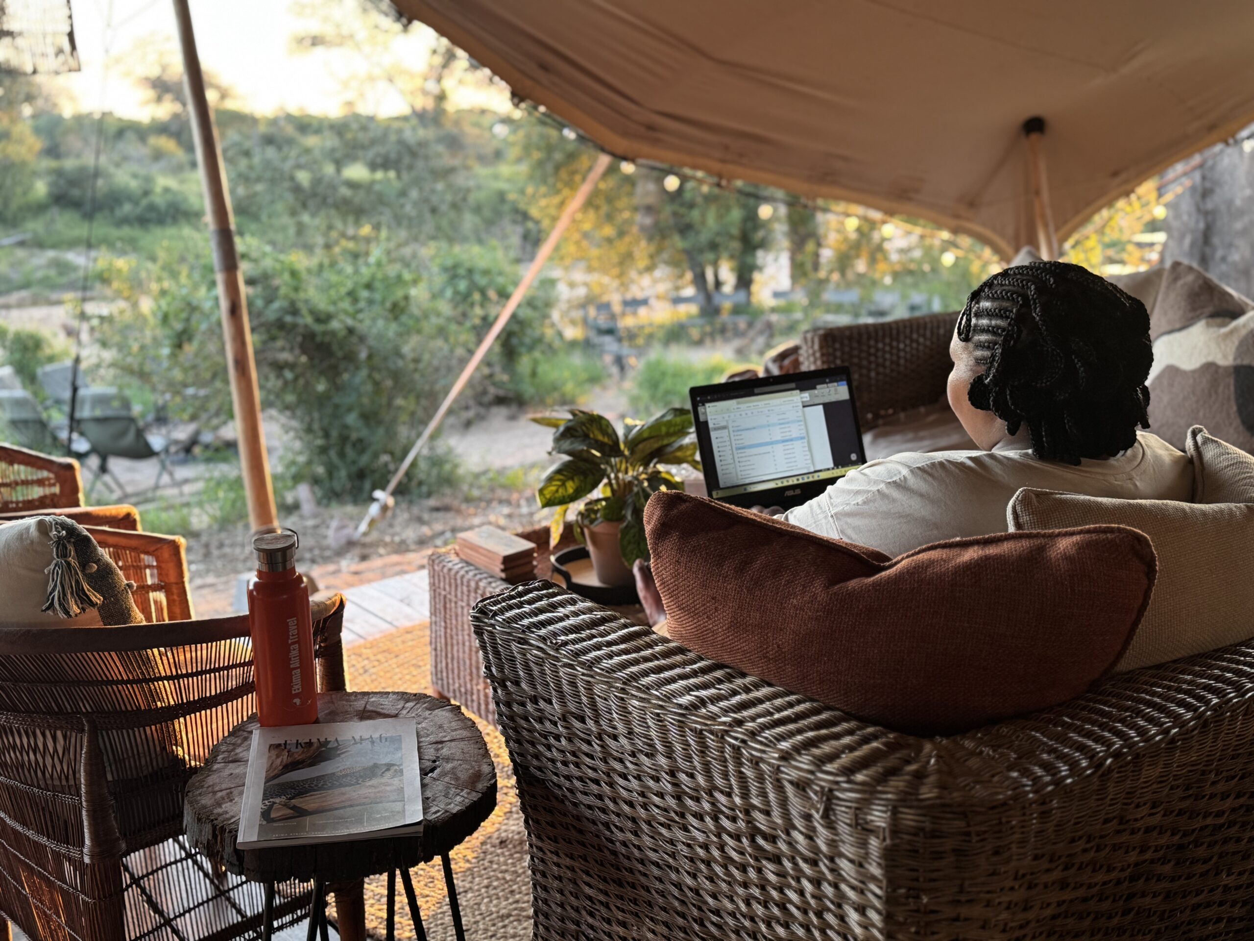 nos-services-disponibilite-bianca-ekima-afrika-travel-agence-voyage-afrique-australe